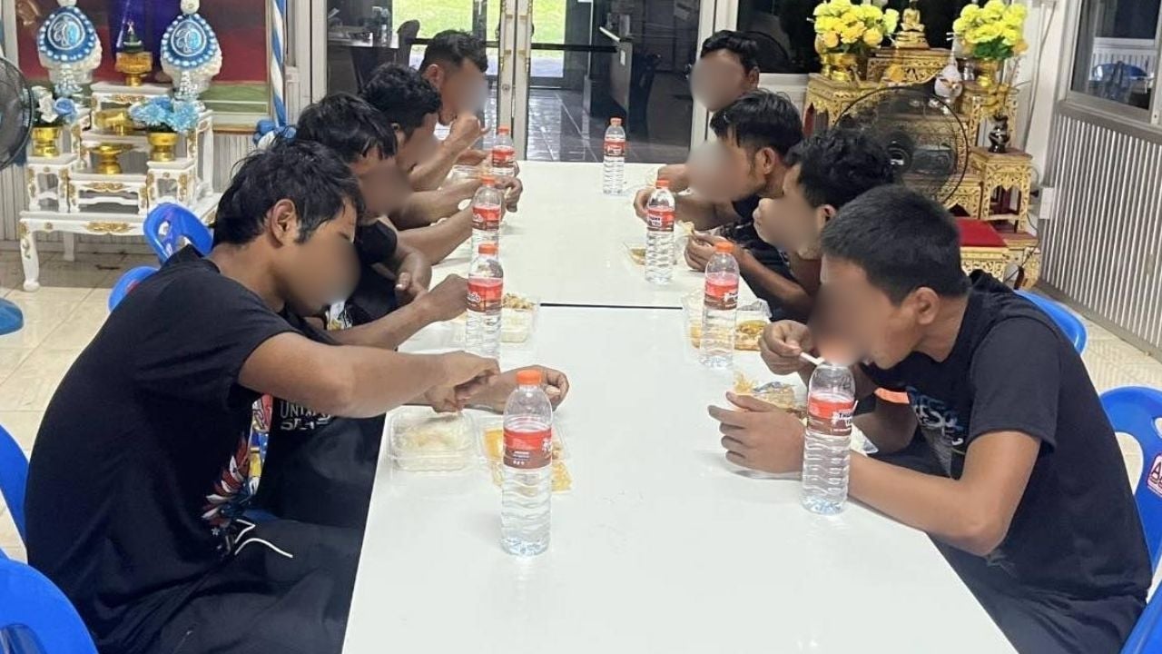Cambodian soldies detained as prisoners of war in Thailand