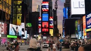 Thai national flag and message fly high in New York Time Square | Thaiger