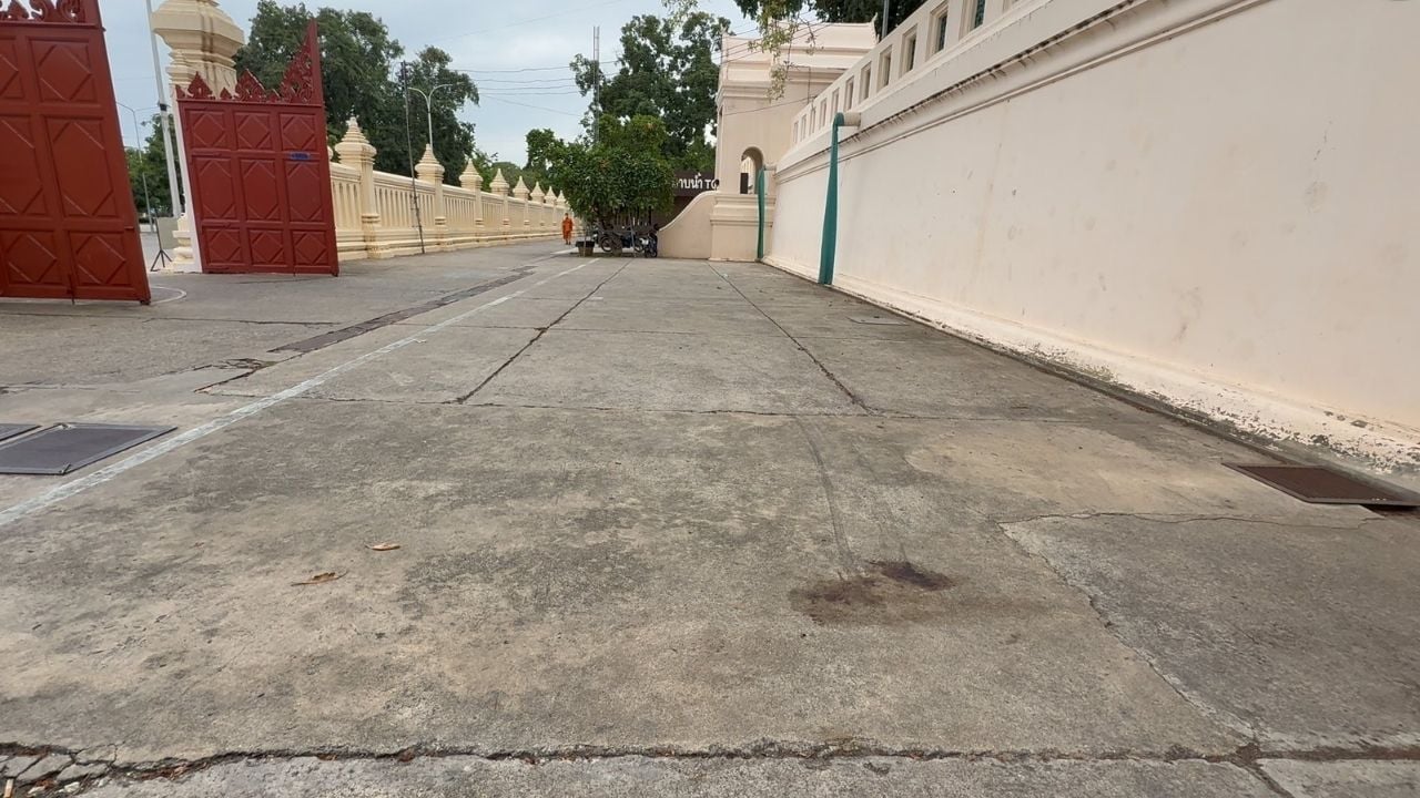 Thai woman flees after running her SUV over man at Nakhon Pathom temple | News by Thaiger