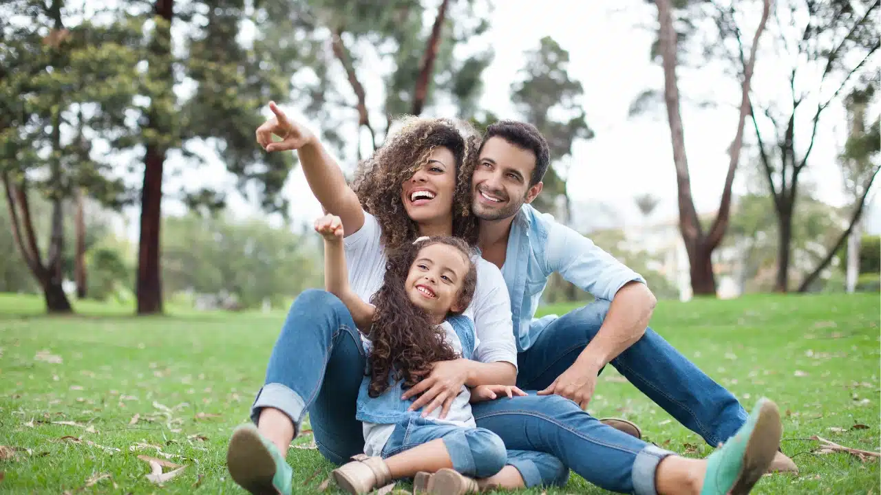 July family promotion: 10% discount for 3 or more members