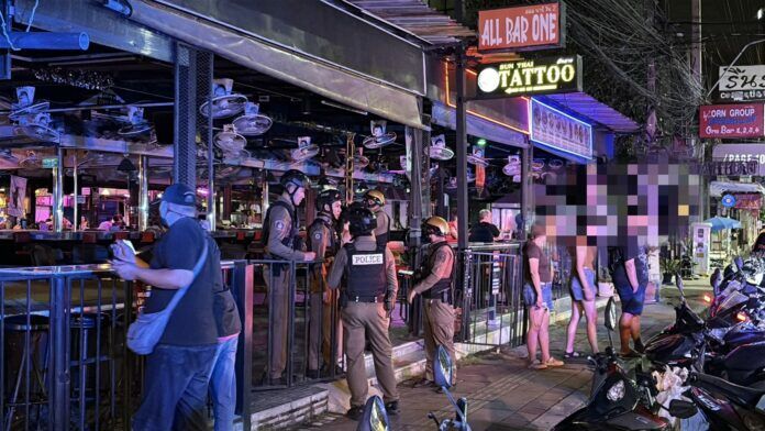 Pattaya mob attack: Bolt driver beaten by gang of 30 | News by Thaiger