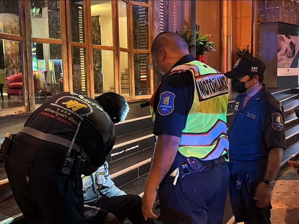 Pattaya guard bashed with phone in hotel bust-up | News by Thaiger