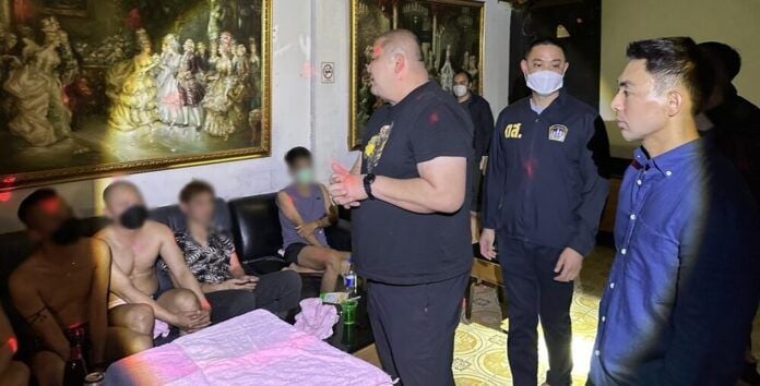 Bangkok drug bust: 27 arrested in police raid | News by Thaiger