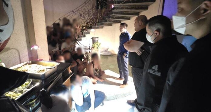 Bangkok drug bust: 27 arrested in police raid | News by Thaiger