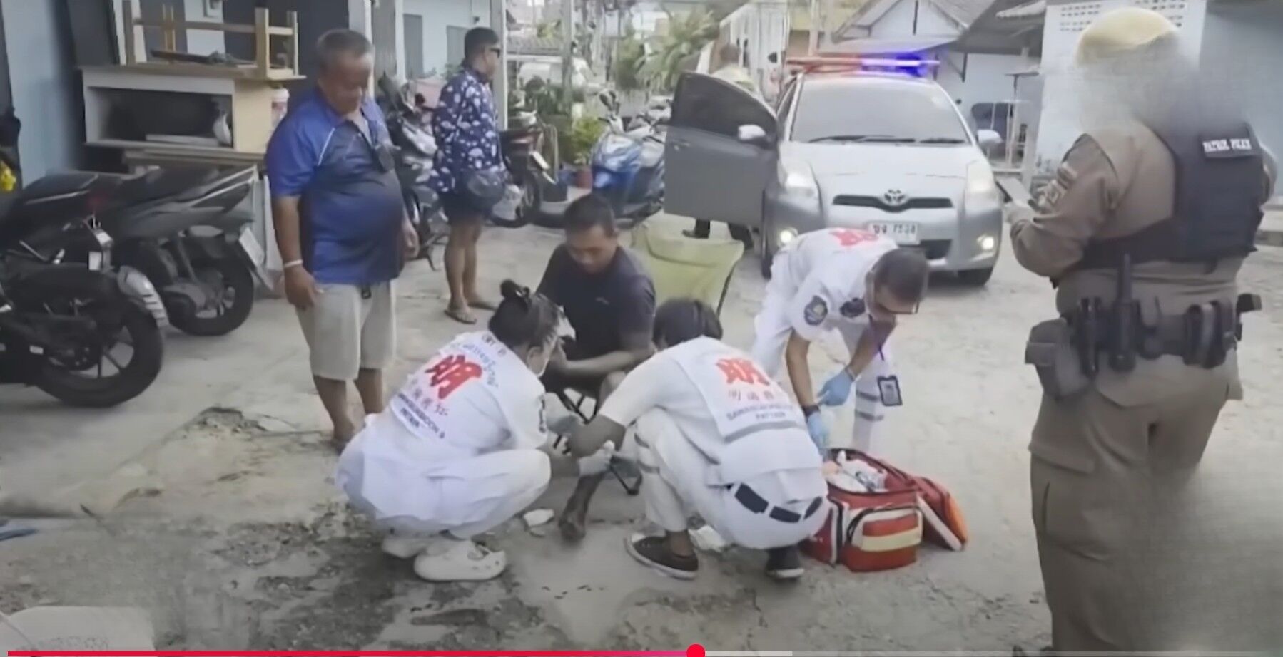 Man stabbed by wife in Pattaya after domestic dispute (video) | News by Thaiger