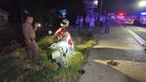 Wrong-way rider causes crash near Sattahip | Thaiger