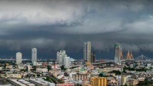 Heavy rain and thunderstorms trigger flood warning in Thailand