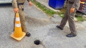 Sinkhole shocker: Road caves in on Jomtien road