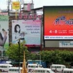 Bangkok to dim down blinding billboards with new regulations | Thaiger