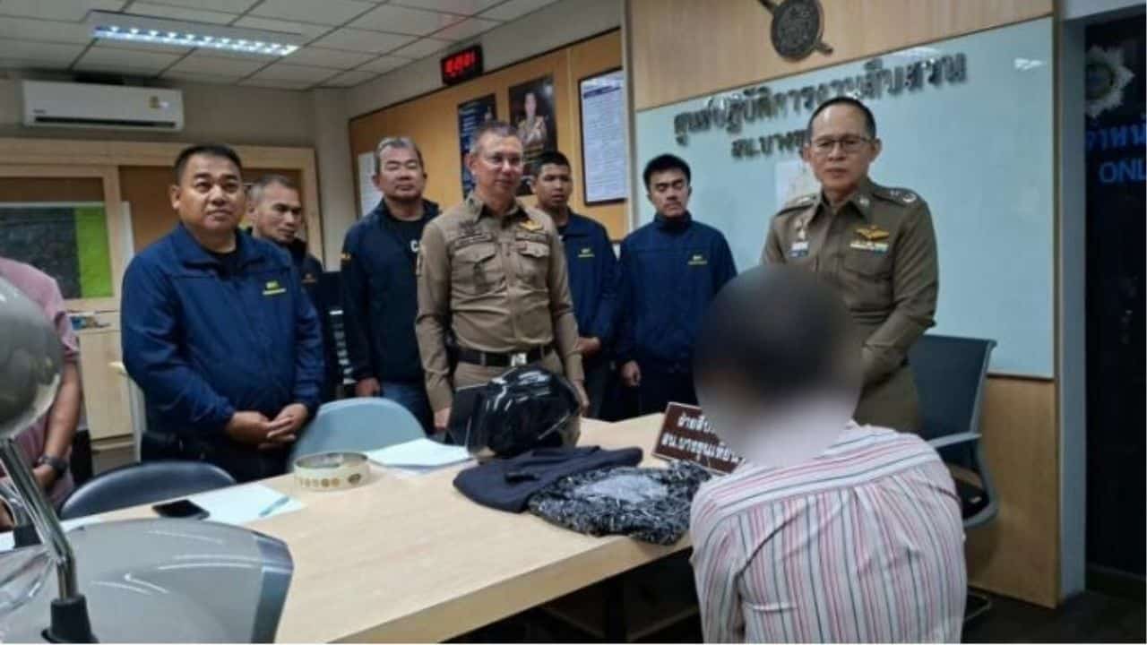 Bangkok tailor arrested for stealing from unlocked cars