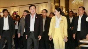 Thaksin calls for unity as coalition cracks show | Thaiger