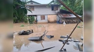 Rain pain: Phayao floods spark chaos as rivers overflow | Thaiger