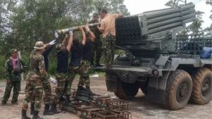 Thai-Cambodian clash kills 16, sparks mass evacuation | Thaiger