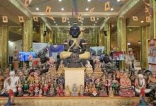 Ratchaburi shop owner seeks lottery luck from temple spirit | Thaiger