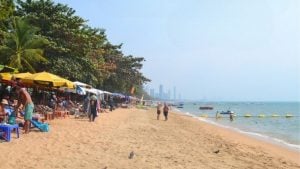 Pattaya’s Jomtien Beach gets sandy makeover to woo tourists | Thaiger