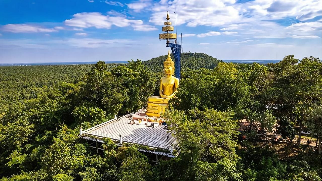 Анутин отклоняет расследование спора о земле Khao Kradong