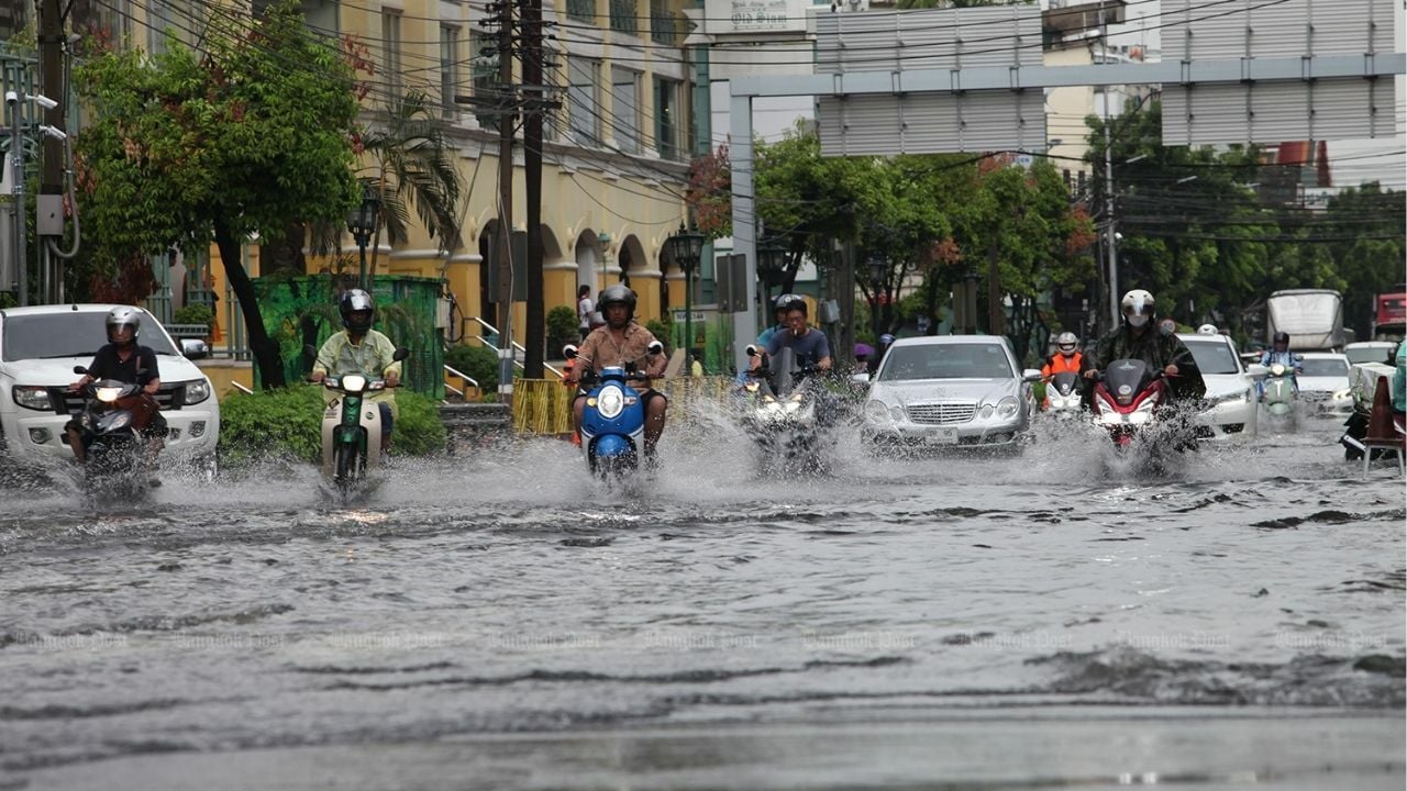 Thailand braces for another week of heavy rain and strong winds