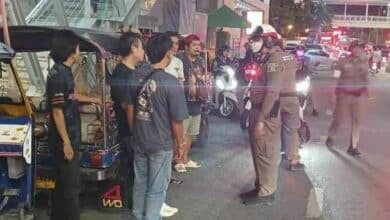 Tuk tuk blitz nets 800 drivers in Bangkok mall clampdown