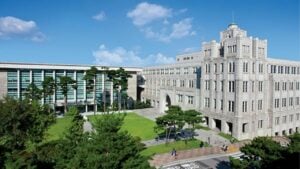 Thai student numbers plummet in Korea as foreign arrivals surge