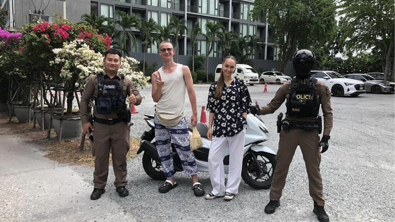 Pattaya cops rescue Russians with highway bike push