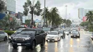 Heavy rainfall and strong winds sweep Thailand amidst storm