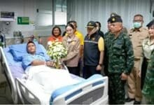 Paetongtarn visits rangers hurt in Ubon border blast