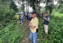Police boat capsizes in Loei River chase, officer missing