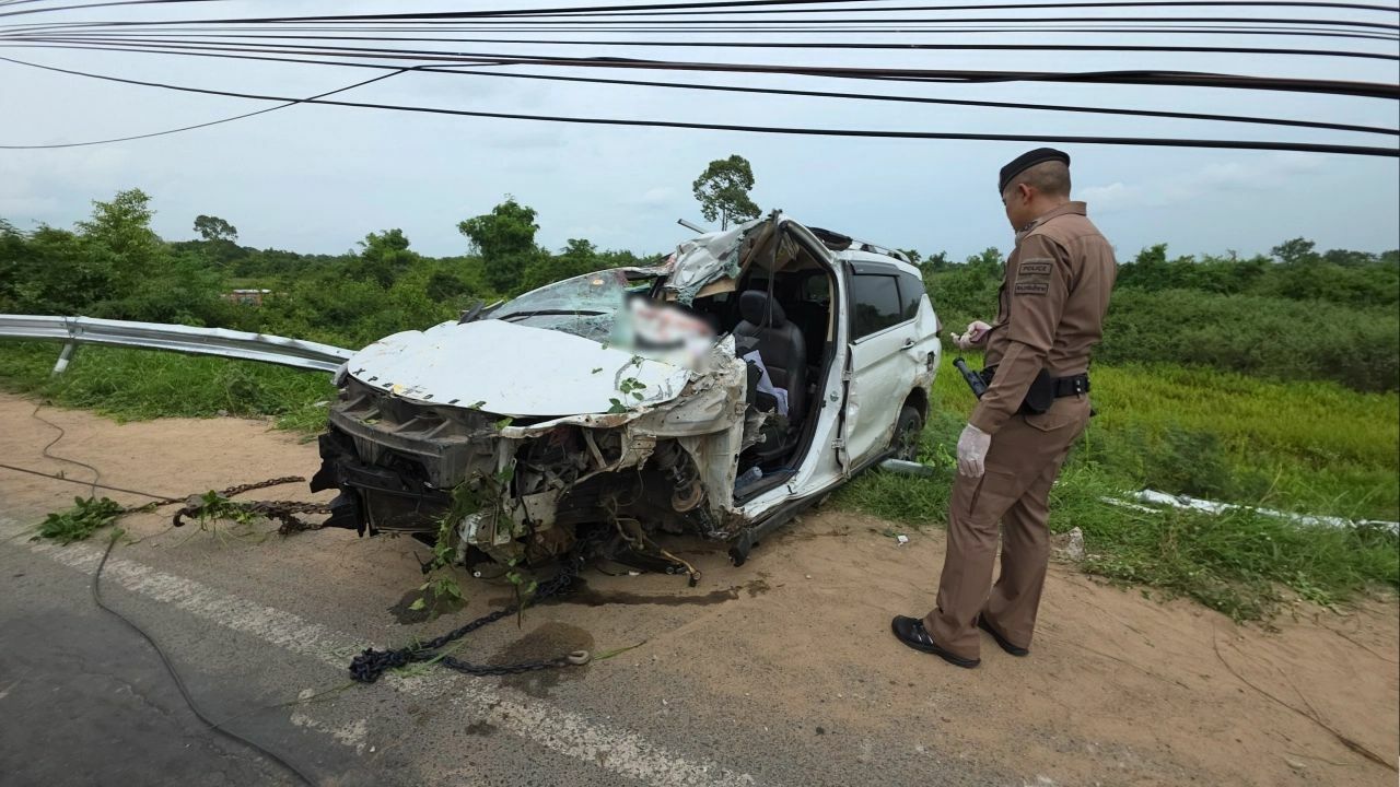 Police officer dies in SUV crash in Ubon Ratchathani