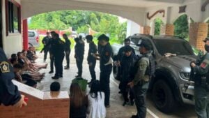 Police bust Chinese call centre scam in Chiang Mai luxury home