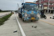 Call of duty: Pedestrian on phone mowed down in pattaya pile-up