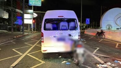 Zoom and gloom as woman biker slams van at red light in Pattaya | Thaiger