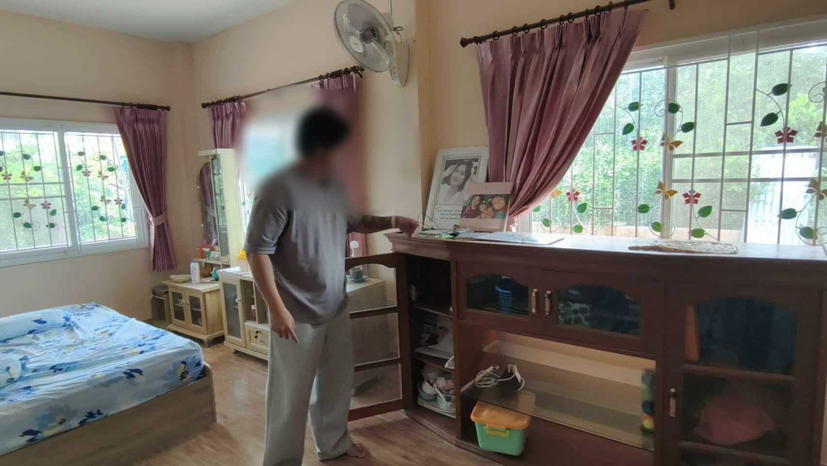 Masked burglar robs gran as family dog wags tail at thief in Pattaya | News by Thaiger