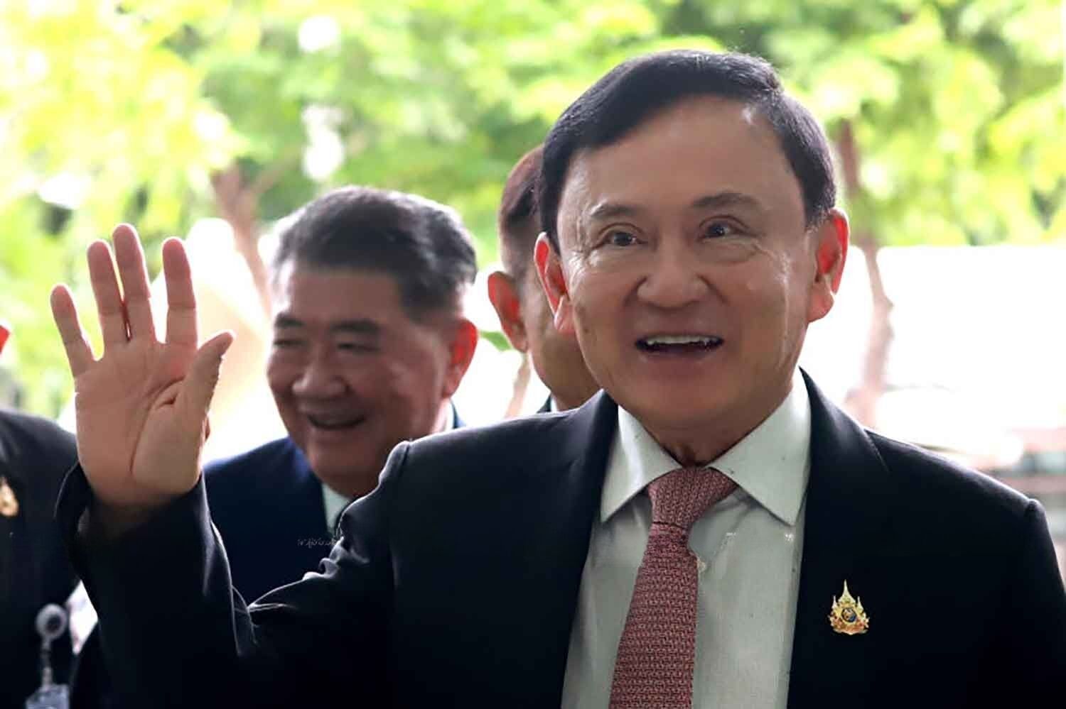 Thaksin unfazed as court reviews hospital stay legality | News by Thaiger