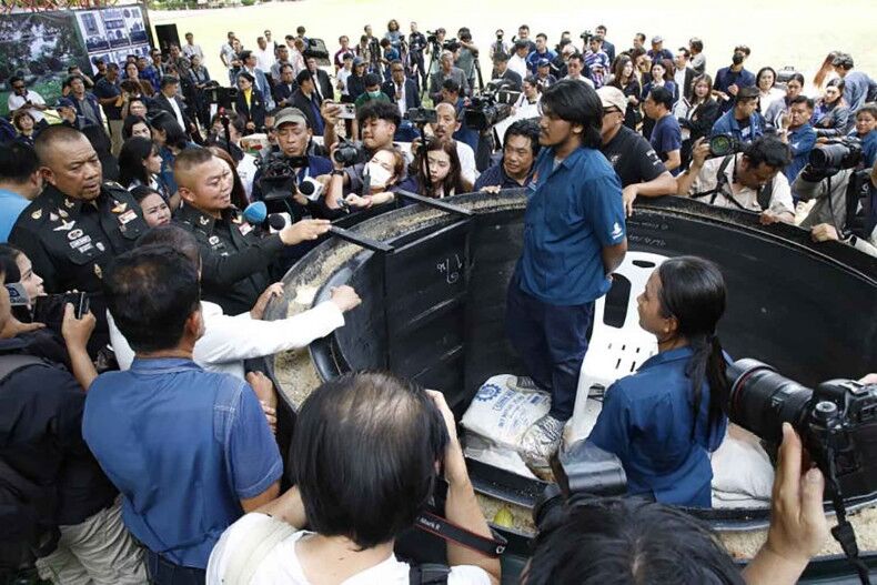 RTA ready to fence Ta Muen Thom temple amid tensions | News by Thaiger
