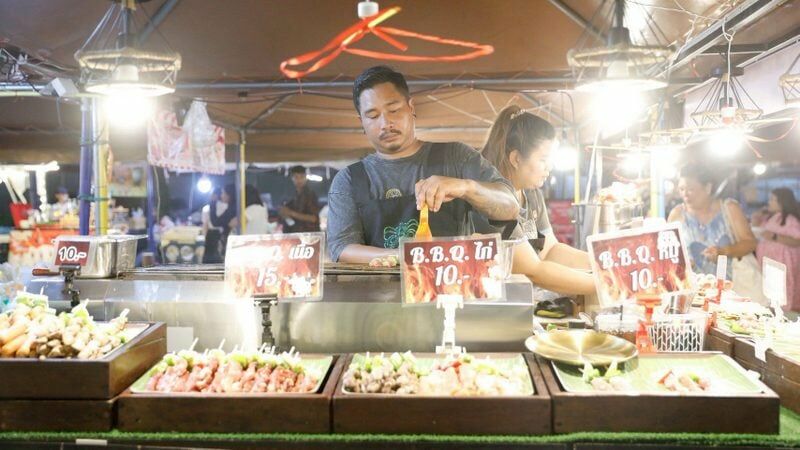 Phuket hat Nachtfieber, da ein neuer Markt auf den Markt kommt | Nachrichten von Thaiger