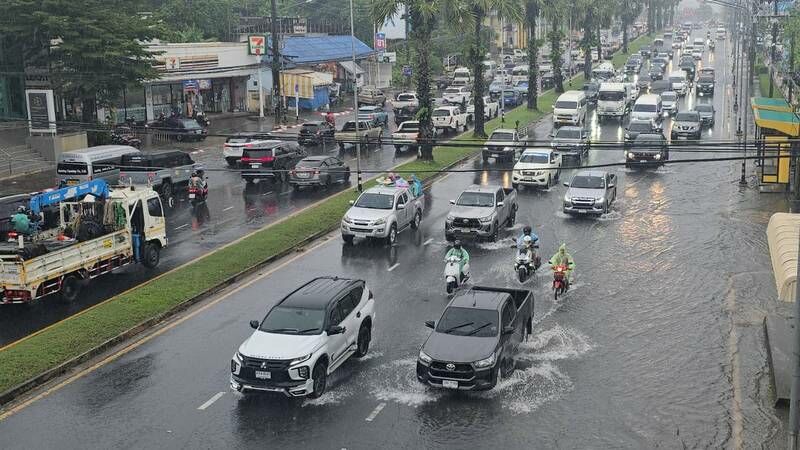 Grid-lock and loaded: Phuket officials vow fix for 'Kaew' chaos | News by Thaiger
