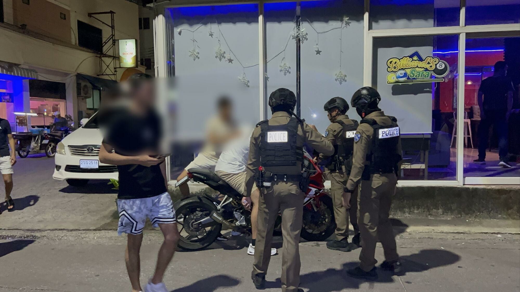 Kuwaiti biker’s wipeout sparks heated rescue drama in Pattaya | News by Thaiger