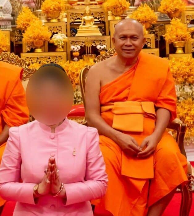 Wigged out: Love rat monk caught romping with millionaire mistress | News by Thaiger