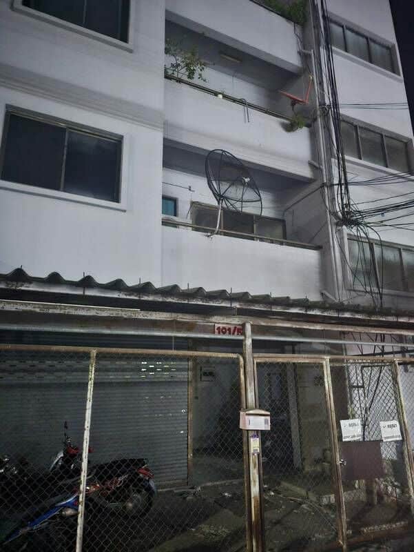 Naked Russian plunges from Phuket flat in midnight meltdown | News by Thaiger