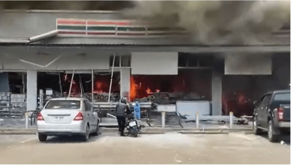 Thailand blasts Cambodia for deadly border shelling | News by Thaiger