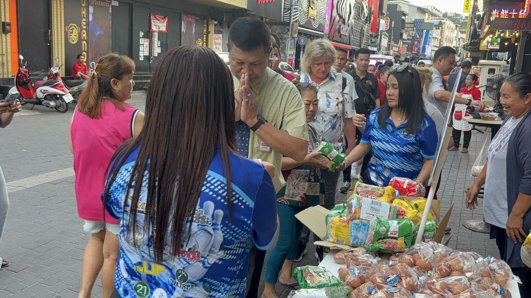 Pattaya bar workers fed as tourist drought bites hard | News by Thaiger