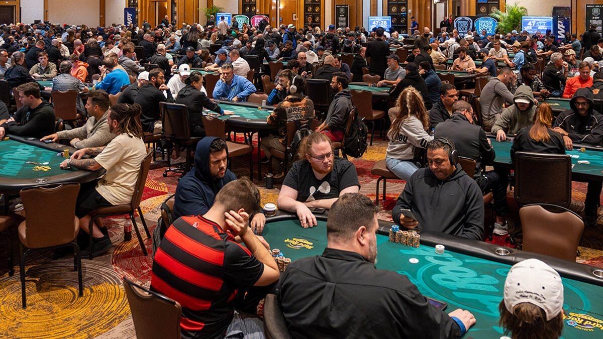 Thailand plays its cards right with poker punt | Thaiger