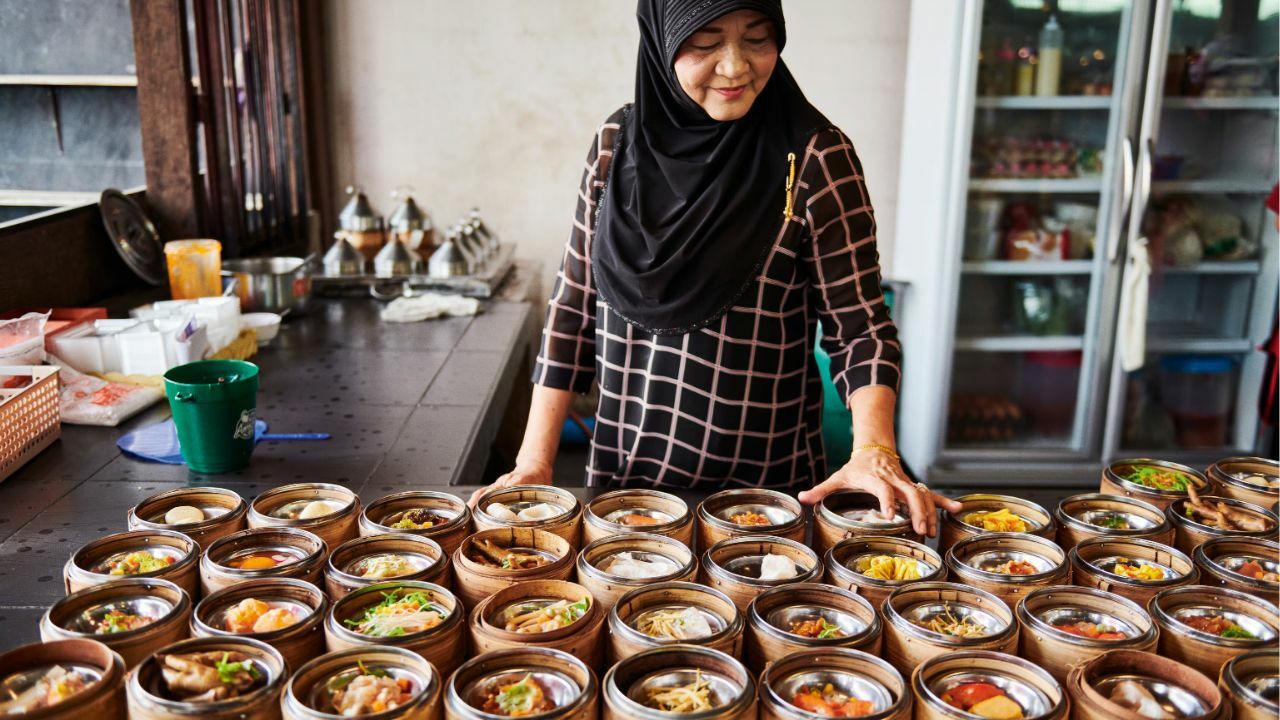 woman preparing halal trang breakfast
