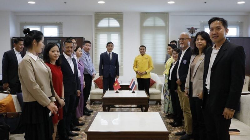 Vietnam eyes Phuket for tourism and trade boost | News by Thaiger