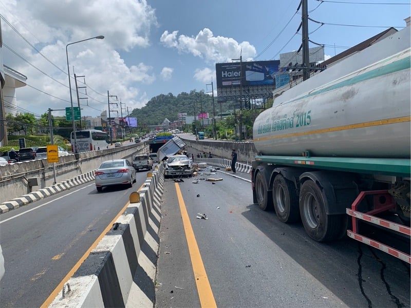 Truck slams into cars in Phuket underpass horror | News by Thaiger
