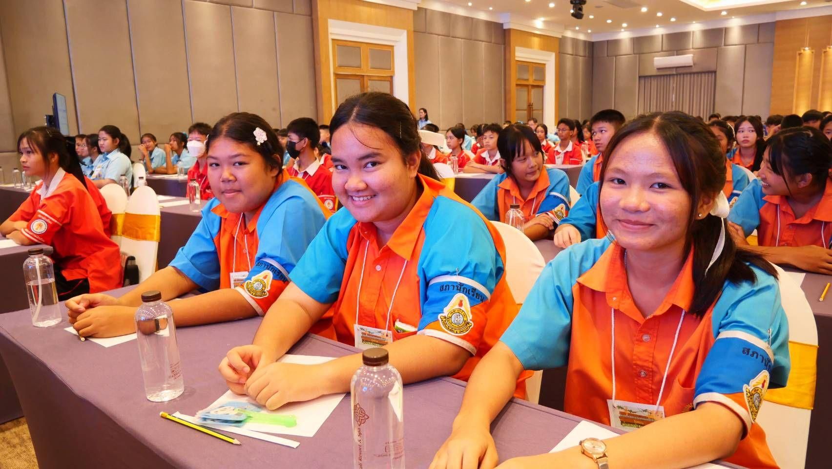 Pattaya empowers teens with ‘Happy School’ workshops | News by Thaiger