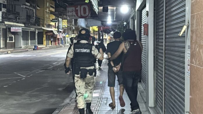 Cops bust Pattaya kratom shop in drug den raid | News by Thaiger