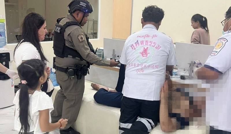 Patong fruit row turns bloody as vendor stabs tourist | News by Thaiger