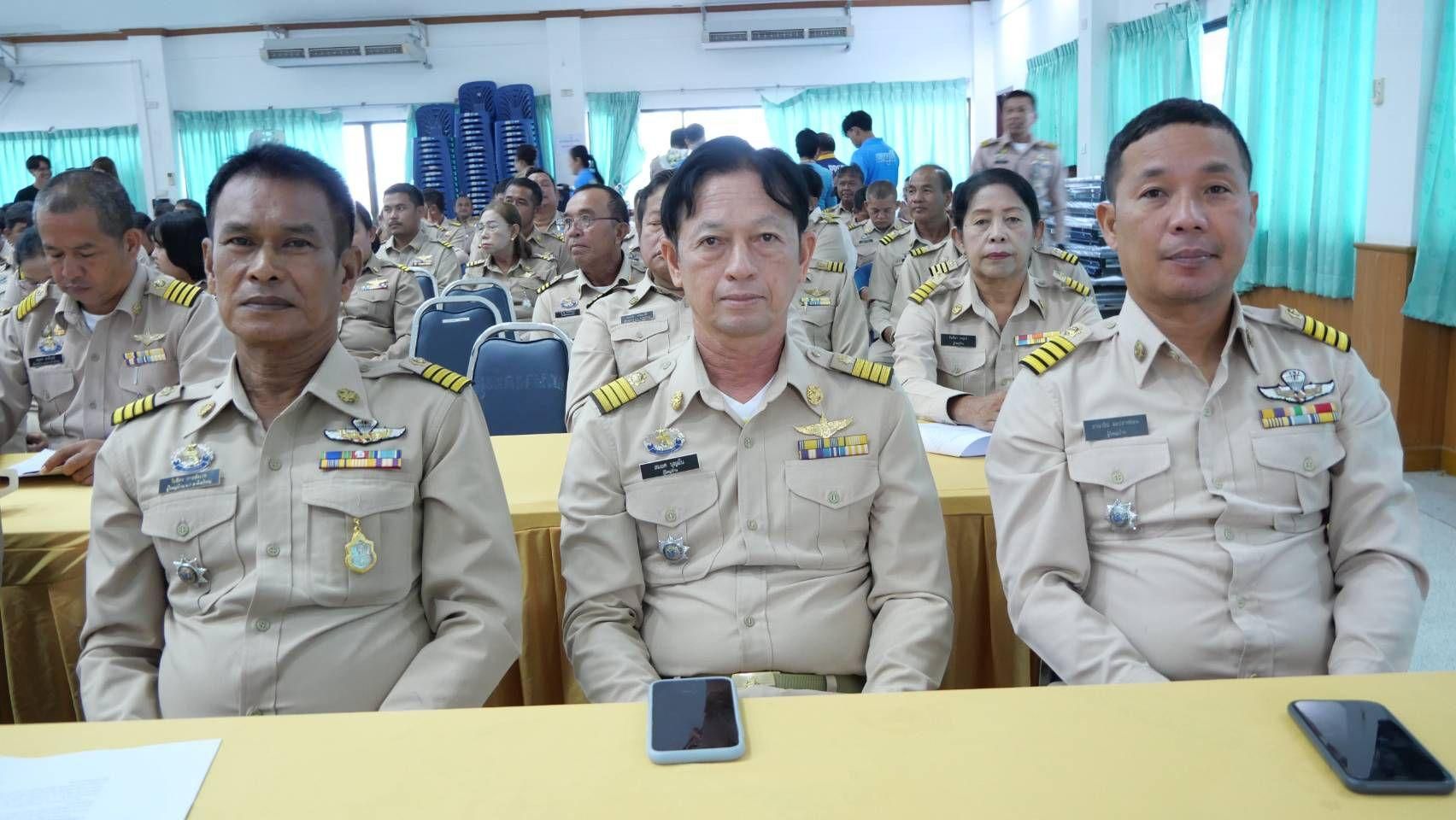 Bang Lamung chief warns village bosses to clean up act | News by Thaiger