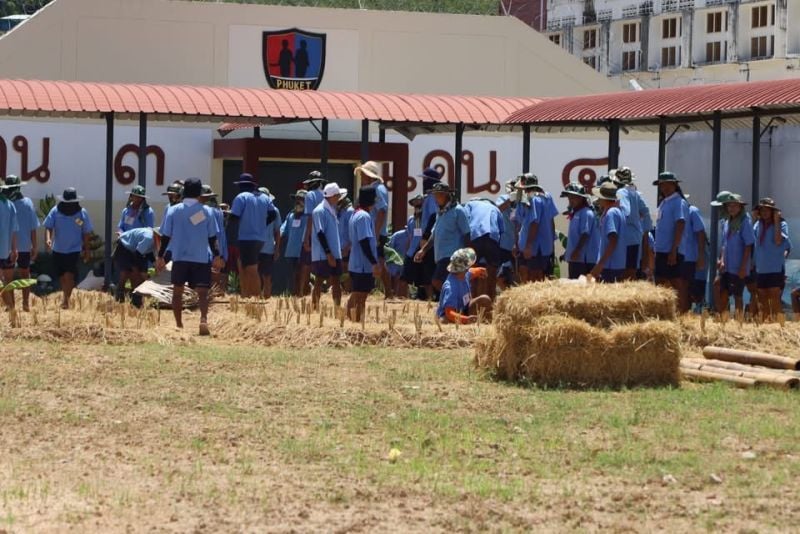 Phuket inmates trained to save lives behind bars | News by Thaiger
